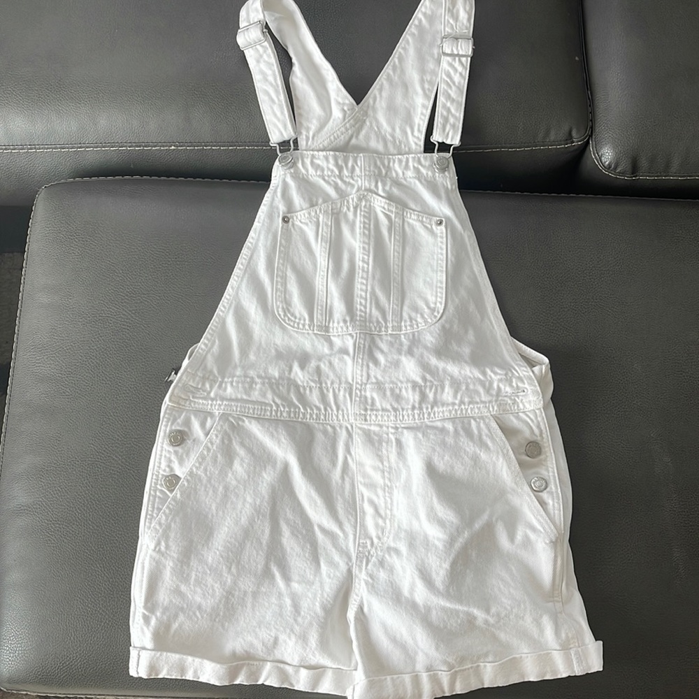 White overalls shorts